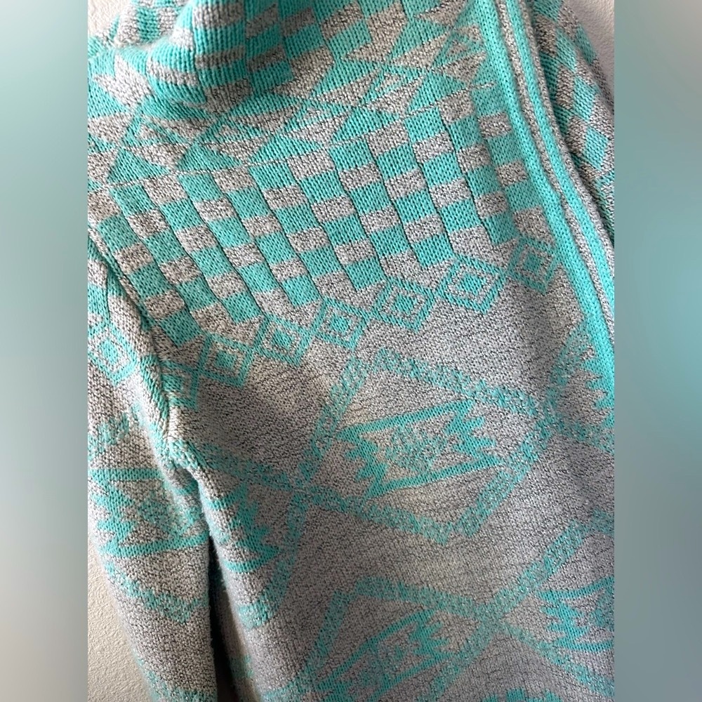 Open Front Sweater - Picture 4 of 5